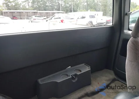 1997 Chevrolet S-10 Ls Fleetside из США, поврежденный, VIN 1GCCS19X1V8188601